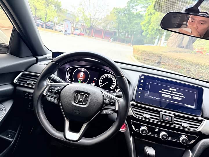 Фото 6 - Honda Inspire