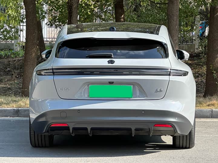 Фото 6 - Nio ET5T