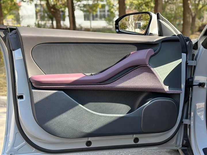 Фото 7 - Nio ET5T