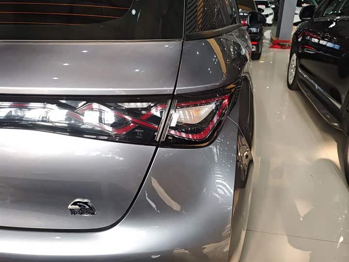 Фото 8 - BYD Dolphin