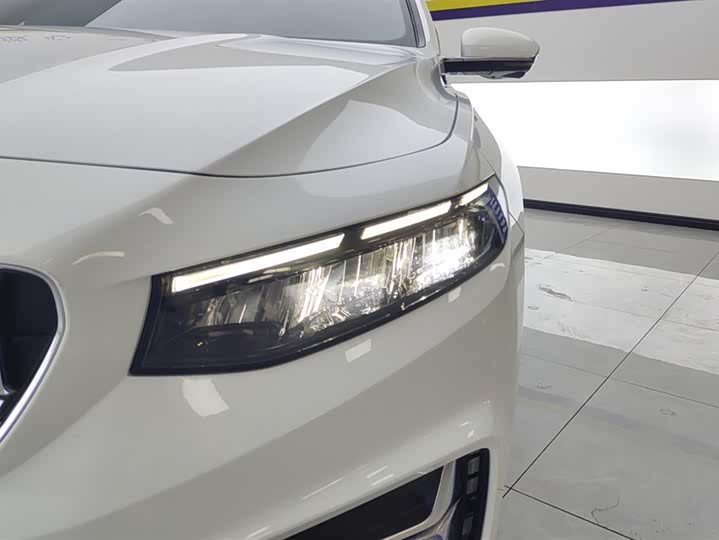 Photo 5 - Geely Preface