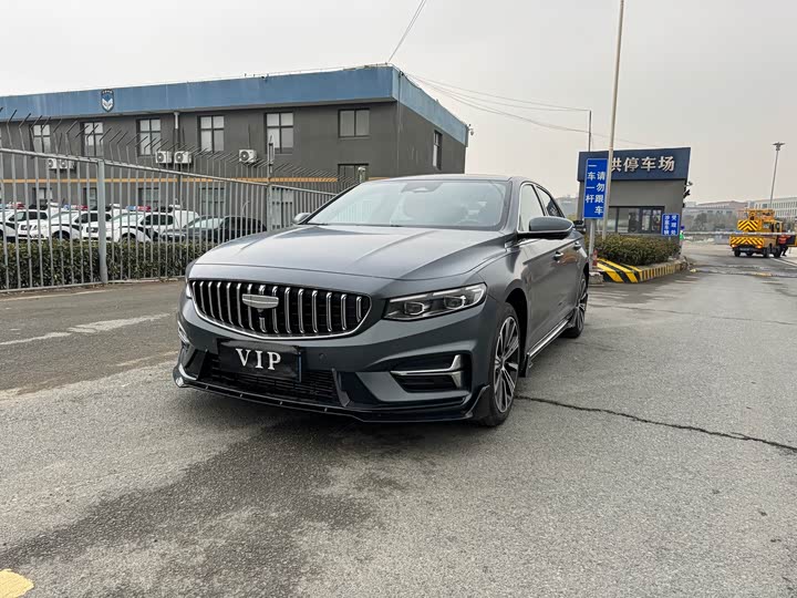 Фото 1 - Geely Preface