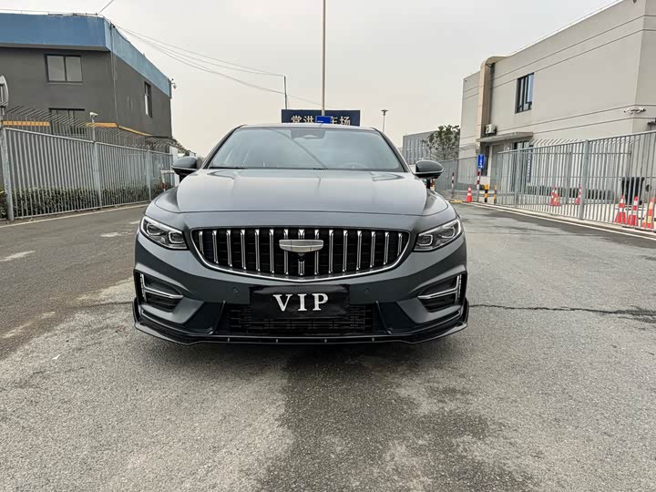 Фото 2 - Geely Preface