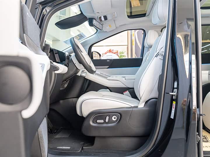 Фото 5 - XPeng X9