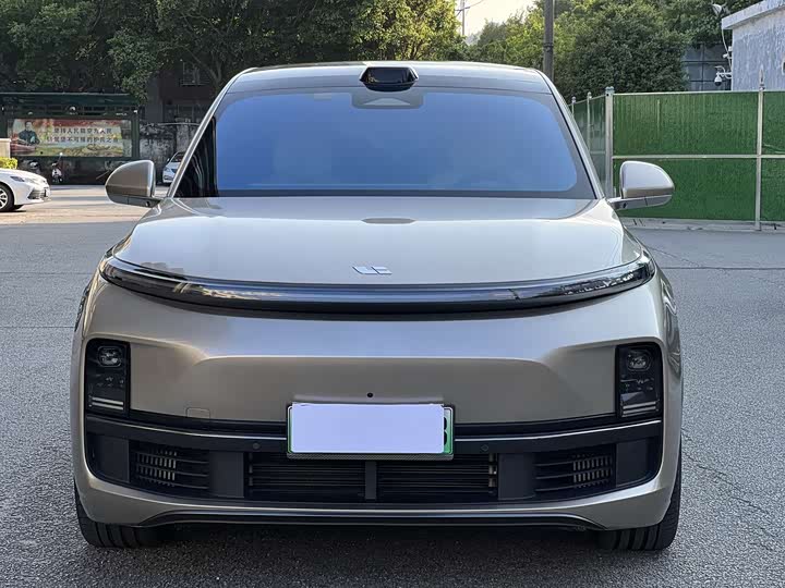 Фото 2 - LiXiang L9