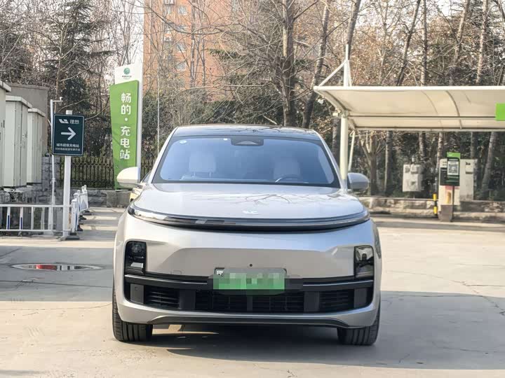 Фото 2 - LiXiang L8