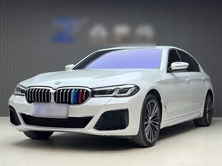 Фото 3 - BMW 5 Series