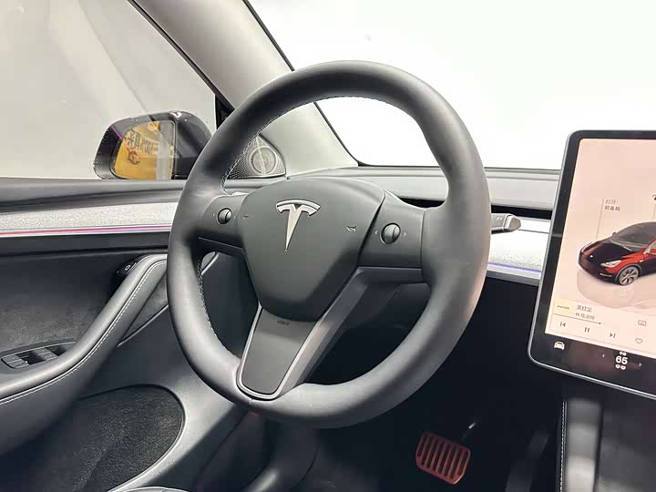Фото 8 - Tesla Model Y