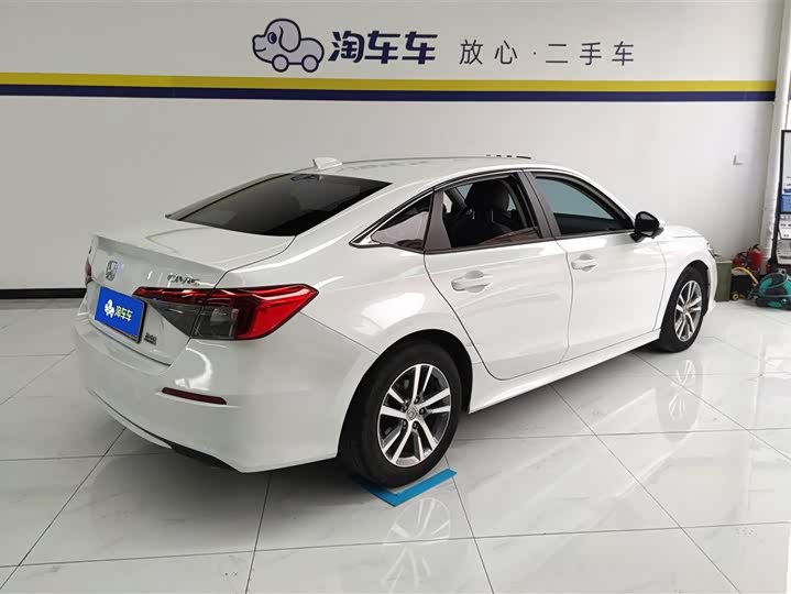 Фото 3 - Honda Civic