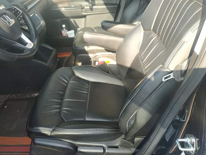 Фото 9 - Honda Odyssey