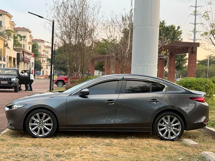 Фото 7 - Mazda 3 (Axela)