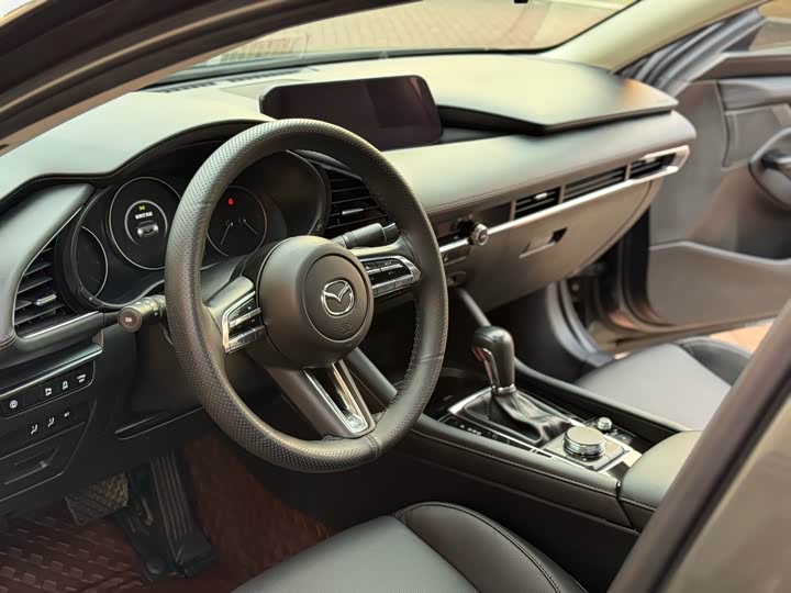 Фото 8 - Mazda 3 (Axela)