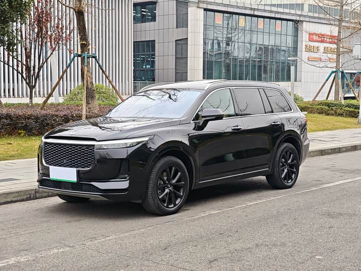 Фото 1 - LiXiang One