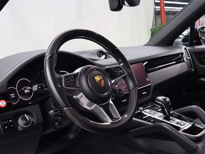 Фото 9 - Porsche Cayenne