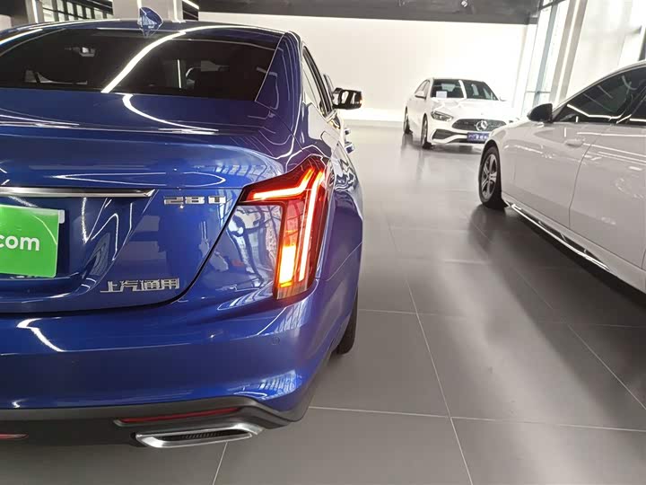 Фото 8 - Cadillac CT5