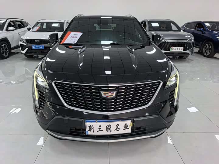 Фото 2 - Cadillac XT4