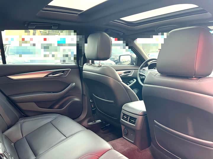 Фото 8 - Cadillac CT5