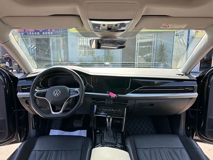 Фото 9 - Volkswagen Passat