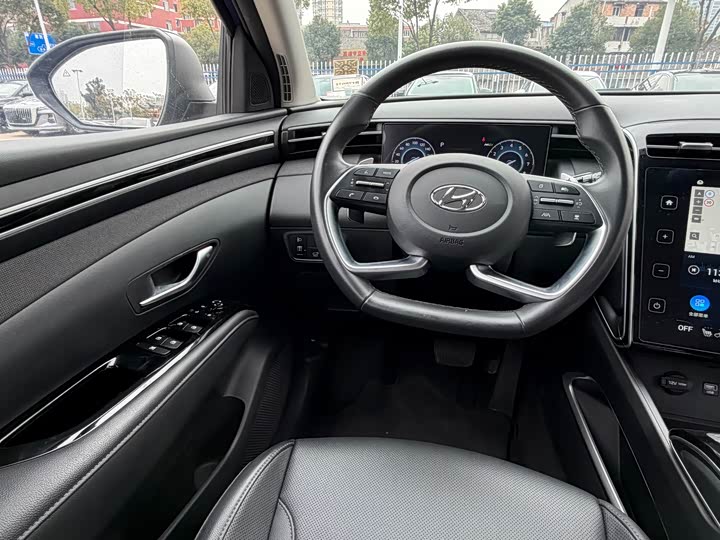 Фото 9 - Hyundai Tucson L