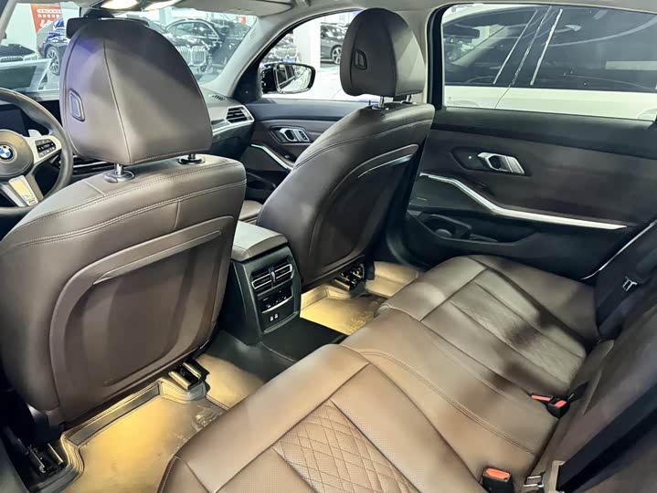 Фото 7 - BMW 3 Series