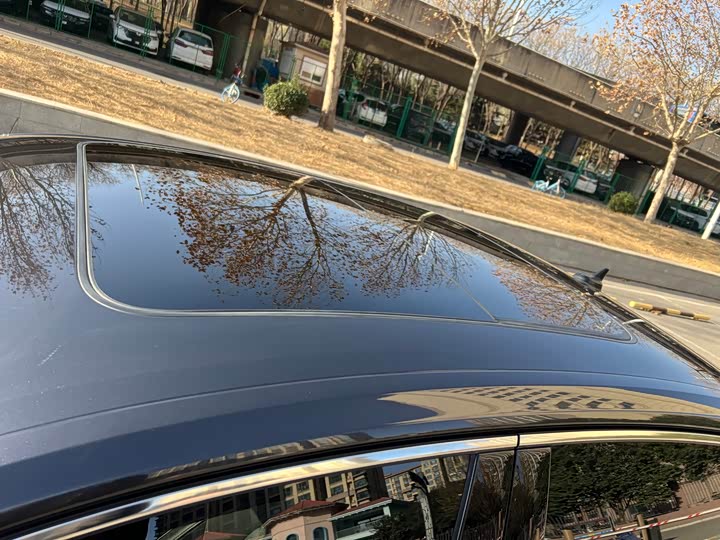 Фото 8 - Volkswagen Sagitar L