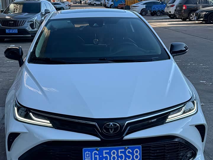 Фото 1 - Toyota Corolla