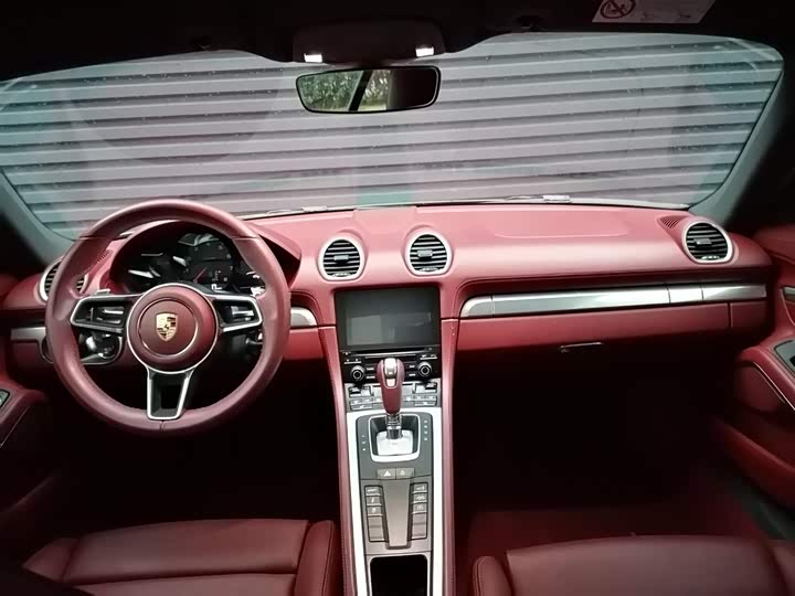 Фото 8 - Porsche 718