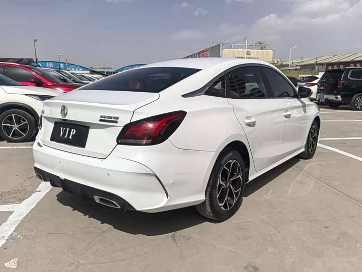 Фото 9 - MG Motor 5