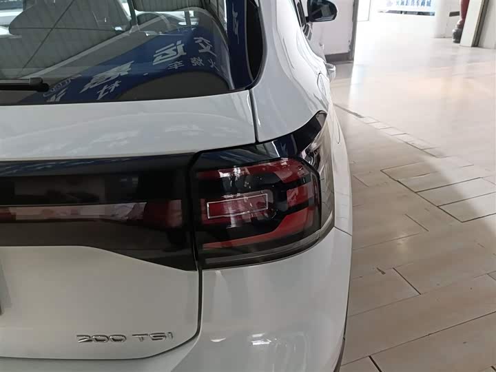 Фото 8 - Volkswagen Tacqua