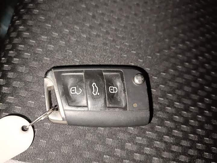 Фото 9 - Volkswagen Tacqua