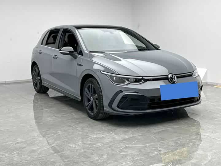 Фото 3 - Volkswagen Golf