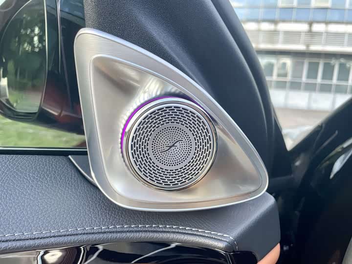 Фото 4 - Mercedes-Benz Maybach S-Class