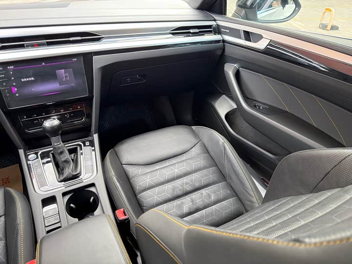 Фото 9 - Volkswagen CC