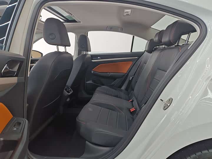 Фото 7 - Volkswagen Bora