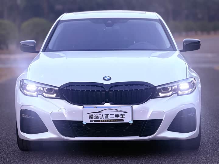 Фото 2 - BMW 3 Series