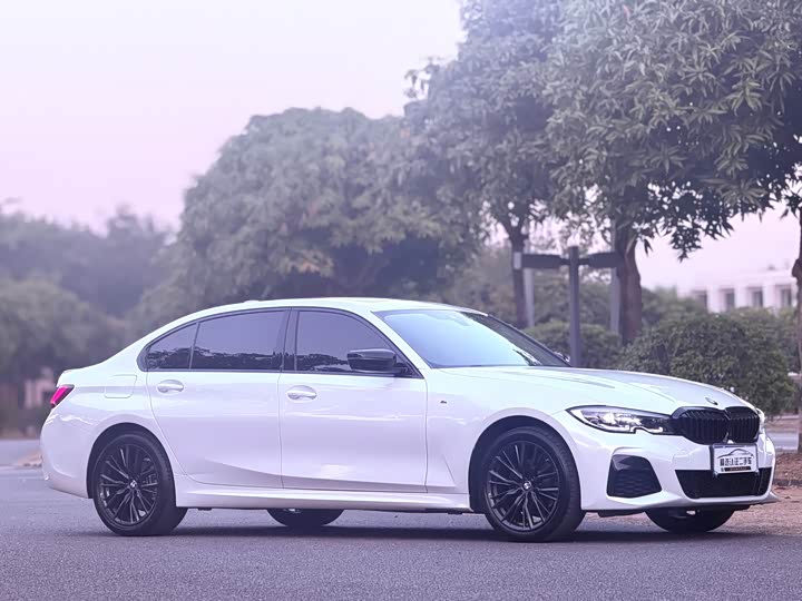 Фото 3 - BMW 3 Series