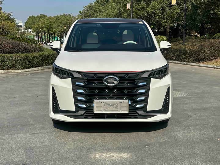 Фото 2 - GAC Trumpchi M6