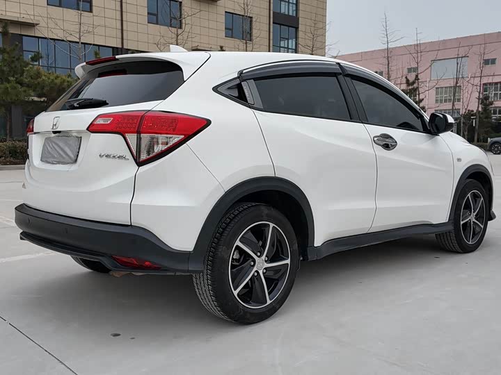 Фото 4 - Honda Vezel