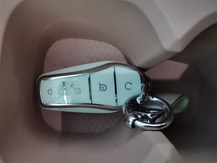 Фото 9 - BYD Seagull