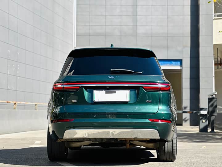 Фото 4 - LiXiang One