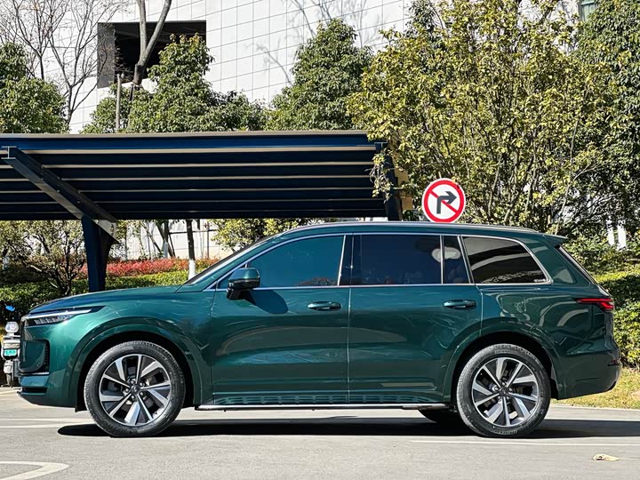 Фото 5 - LiXiang One