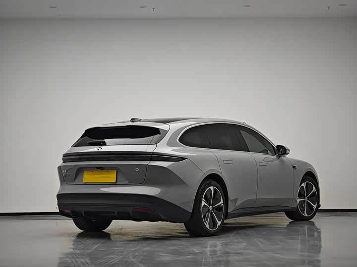 Фото 4 - Nio ET5T