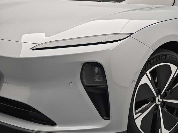 Фото 9 - Nio ET5T