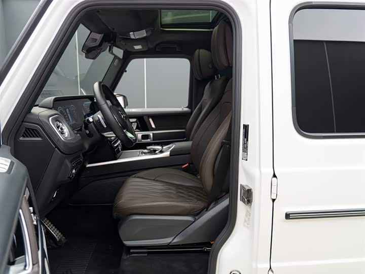 Фото 7 - Mercedes-Benz G-Class