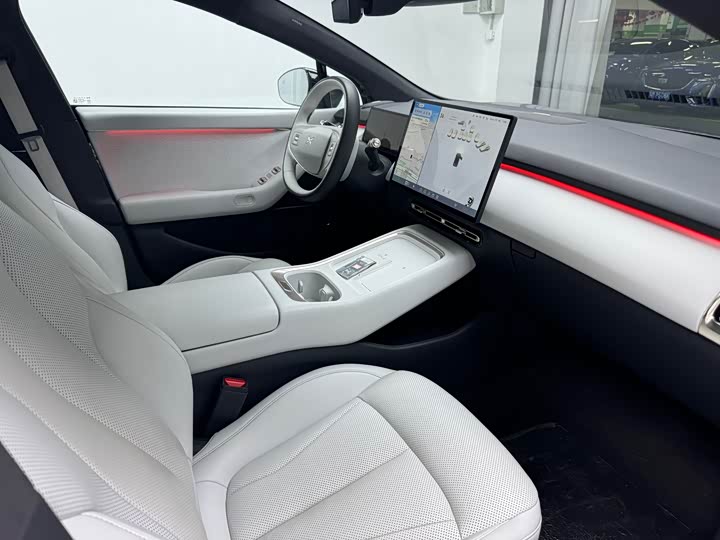 Фото 9 - XPeng F57