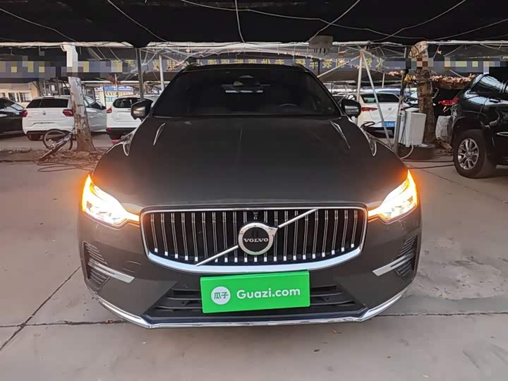 Фото 3 - Volvo XC60