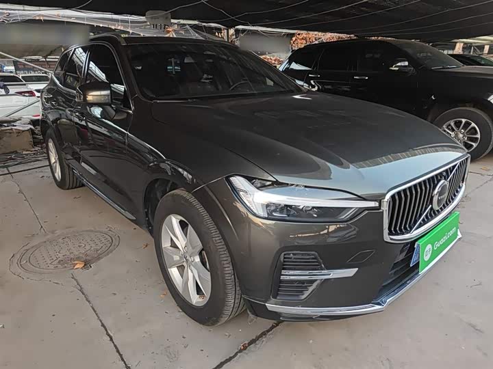 Фото 4 - Volvo XC60