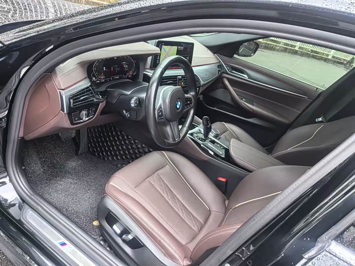 Фото 6 - BMW 5 Series