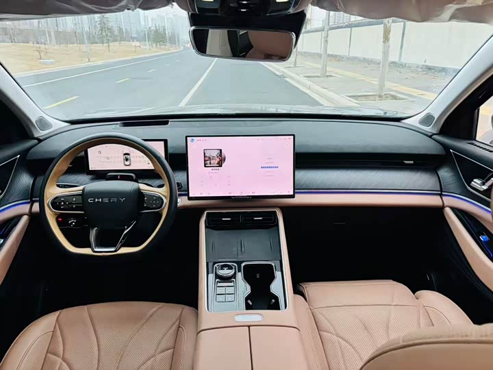 Фото 6 - Chery Tiggo 8L