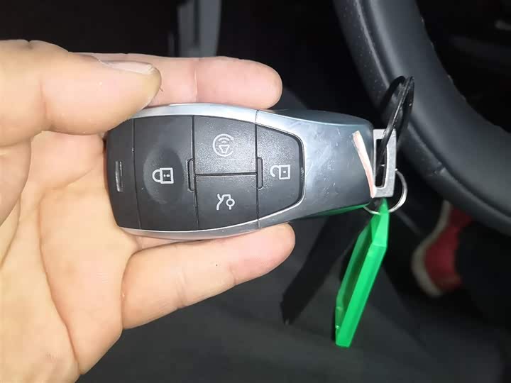 Фото 9 - Beijing EU5 Plus